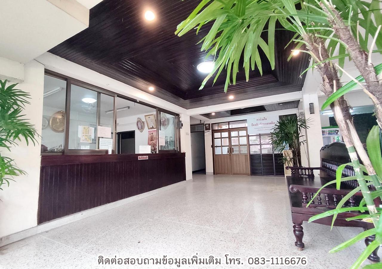 Jaroonwej Bangsaen Hotel Ngoại thất bức ảnh